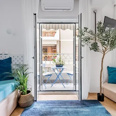 Felicity Blue * Thessaloniki